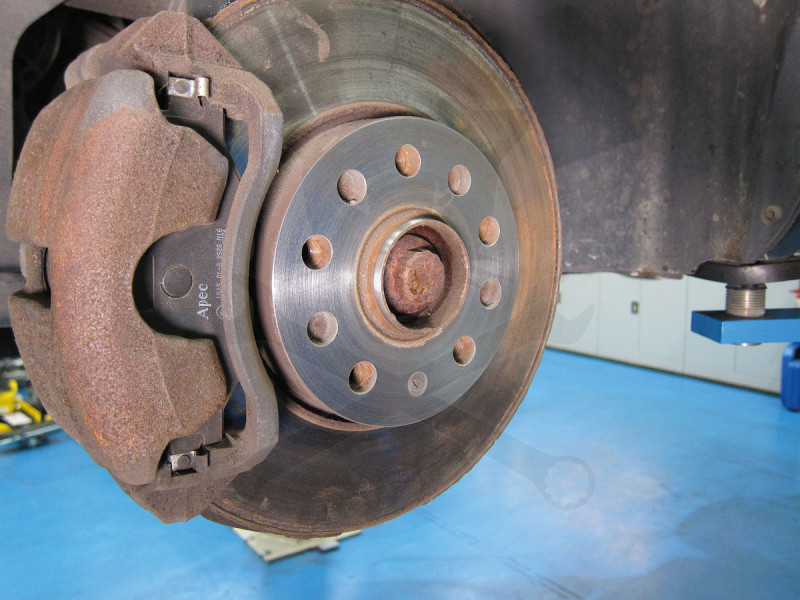 Tisztítókorong - négertárcsa befogó 160 x 60 mm + 1 db tárcsa készlet1/2"