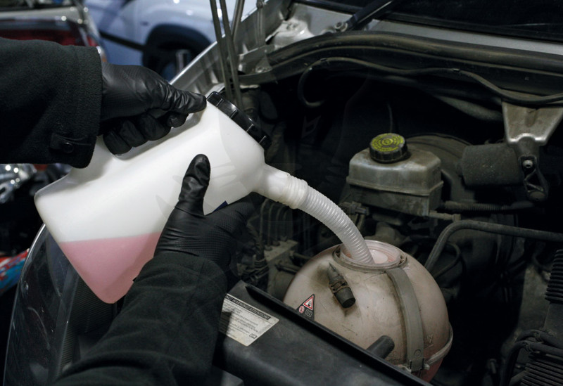 Mérőflakon, csőrös, flexibilis hosszabbítóval 2.0L - Laser