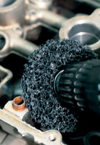 Tisztítókorong - négertárcsa 75mm + 1/4" hatlap meghajt.