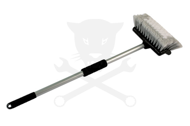 Autó mosókefe 700 mm-es nyéllel és sűrű, lágy, hosszú sörtékkel