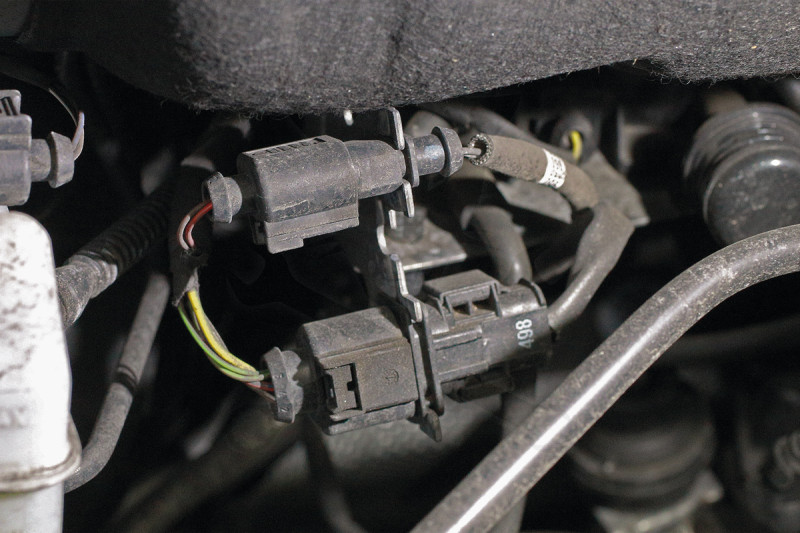 Csatlakozó klt elektromos VW 1.5 szériás 47 részes