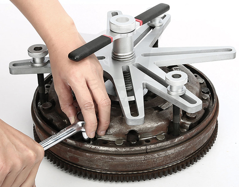 Kuplungközpontosító kettőstömegű 3-4 ágú SAC kuplungokhoz -TS20