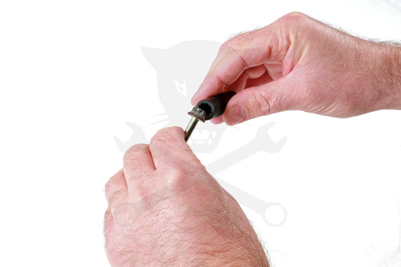 Szerelőkulcs turbó bemeneti ház 8 lapú 10 mm Belső Ribe1/4"- R9M 1.6D