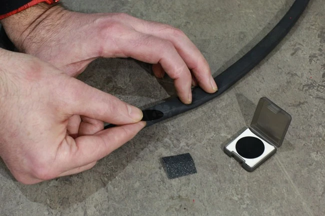 Kerékpárhoz abroncs leszedő és belső javító készlet - Laser