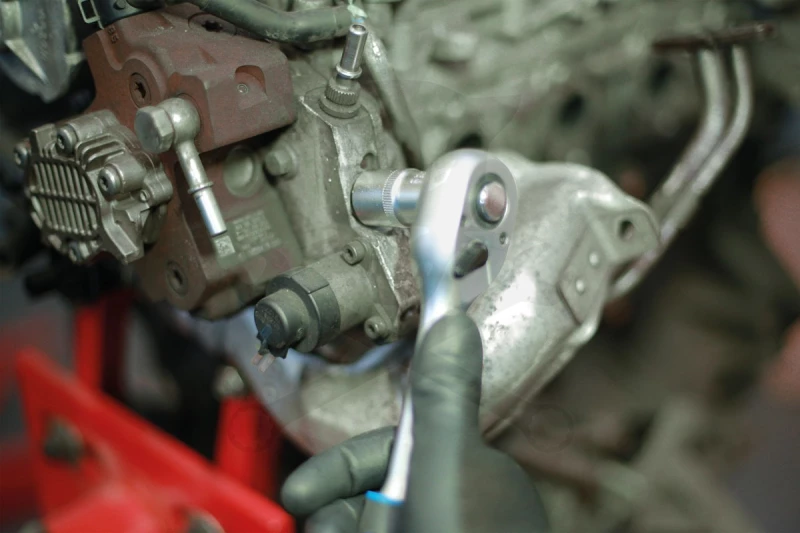 Szerszámkészlet 104 részes dugókulcs készlet 1/2"-1/4" - Laser