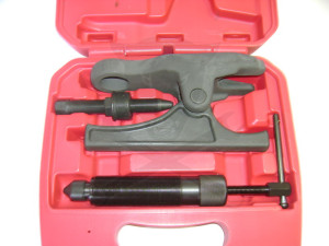 Gömbcsukló prés hidraulikus 12T 70x36mm